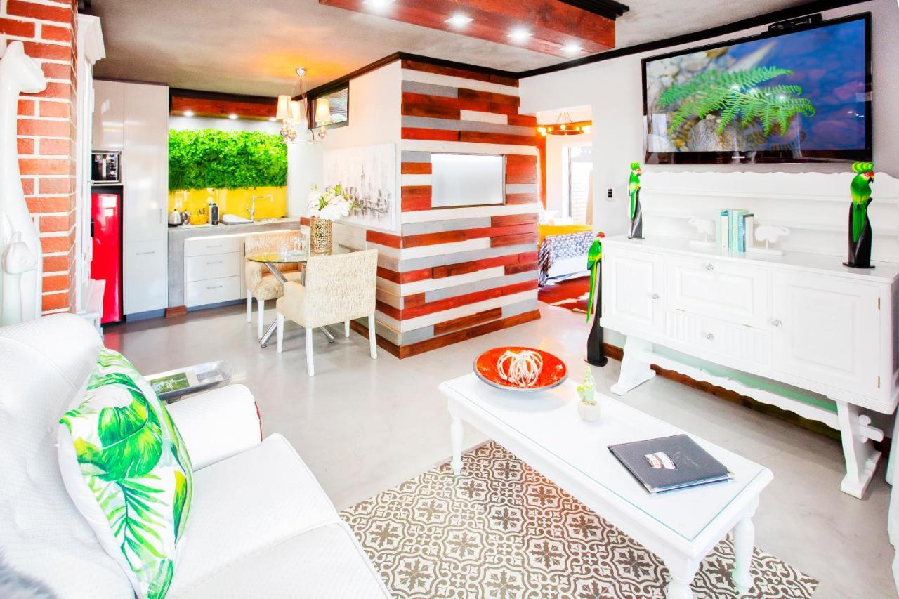 Wilderness Waters Boutique Suites - Adults Only 외부 사진