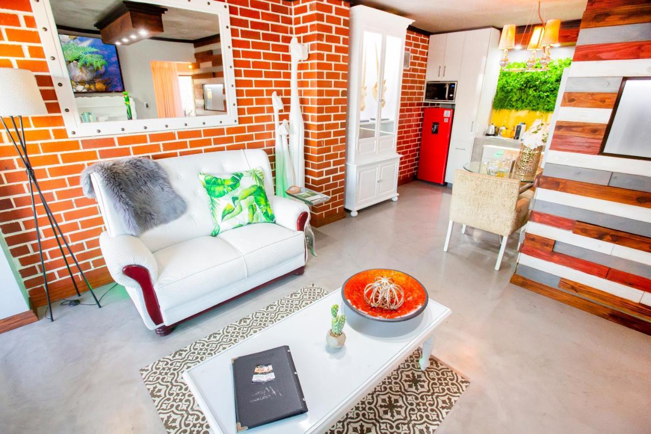 Wilderness Waters Boutique Suites - Adults Only 외부 사진